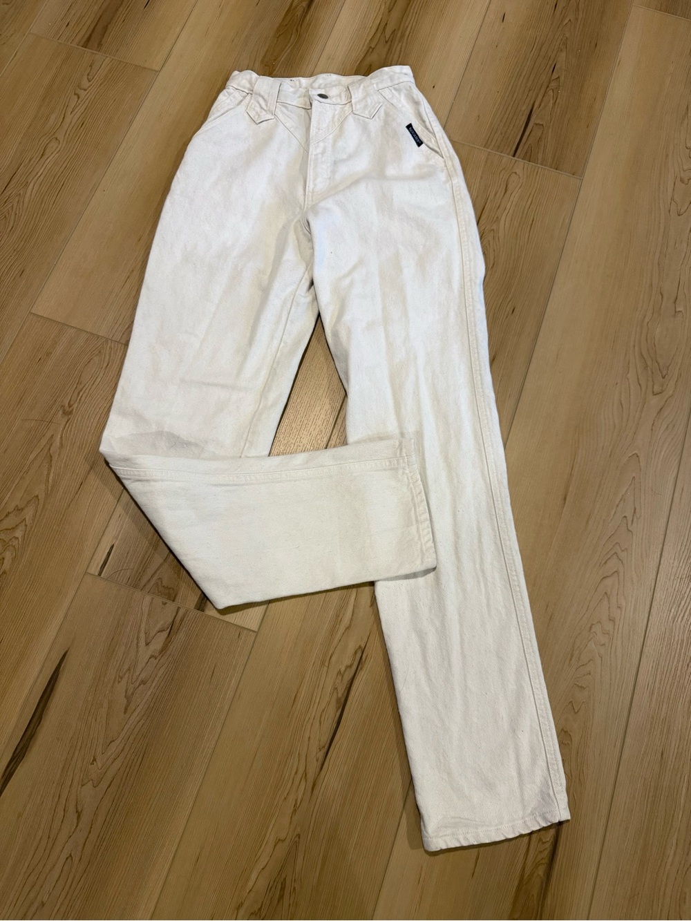 White vintage Rockies size 24” waist